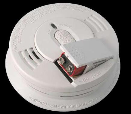 Kidde i2060 120V AC/DC smoke alarm with spring load, and Hush
